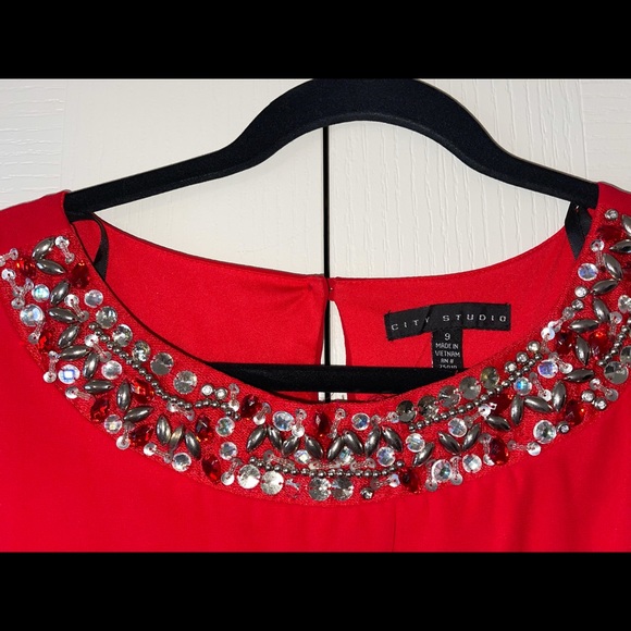 Red Dress - Picture 2 of 5